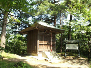 140720_0922_春日山城跡・毘沙門堂（新潟県上越市）