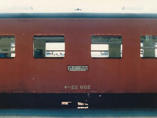 850730_帯広駅に停車する士幌線の気動車（北海道帯広市）