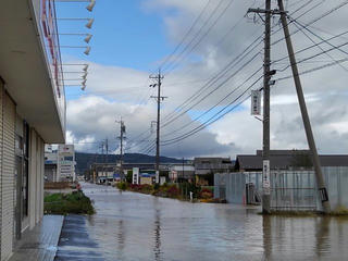 191013_1051_長野市民病院北側・東北中学校方向の様子（長野市）