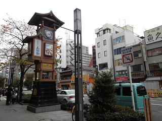 191201_1423_人形町のシンボル時計（東京都中央区）