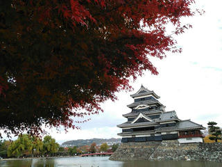 201107_0856_国宝松本城（松本市）