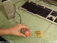 コンドームを使ったオブジェを作る