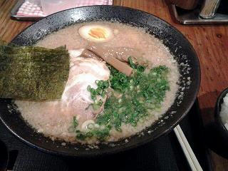 黒ラーメン　特選