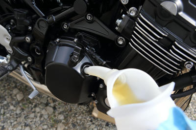 Z900RSのオイル交換