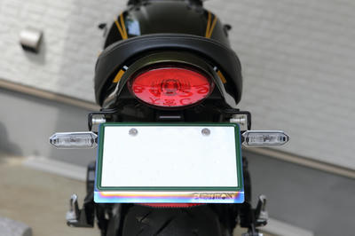 Z900RSのストライカーのフェンダーレスキット装着