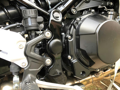 Z900RSにK'S-STYLEのフレームキャップを装着