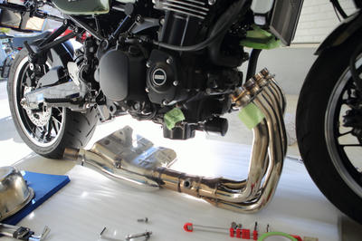Z900RSの純正マフラー
