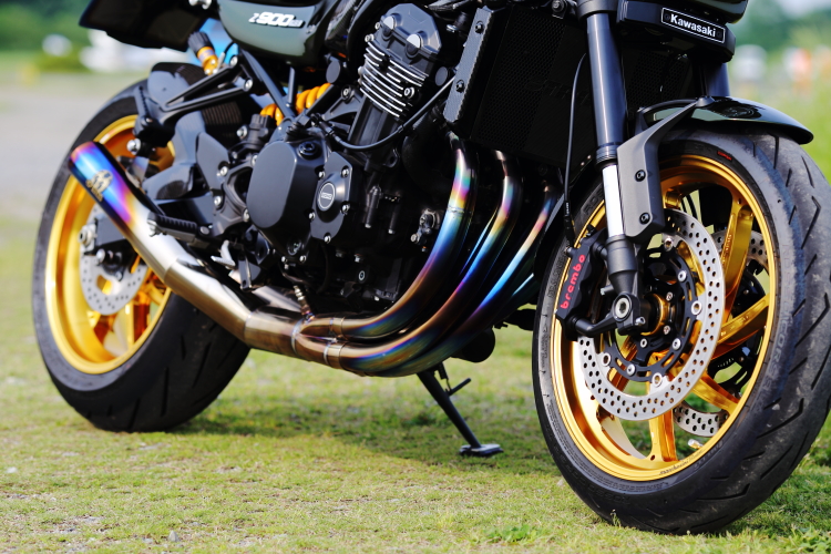 Z900RSにマルケジーニのM7RSを装着