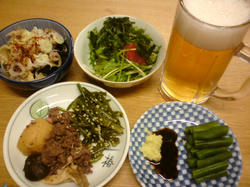 もつ煮込み その他 と ビール