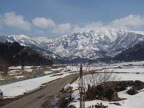 岡寮から見た八海山スキー場
