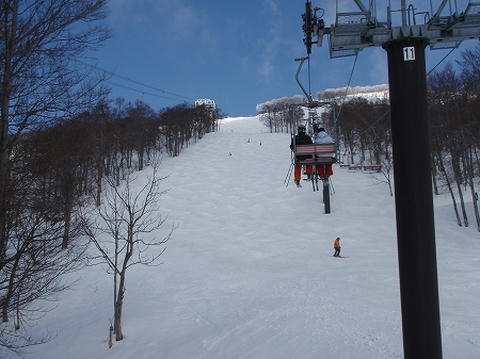 八海山スキー場こぶのエキスパートコース