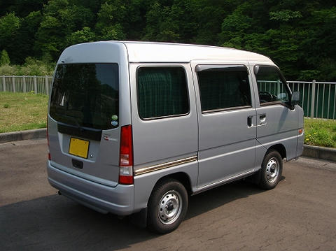 愛車サンバーバン