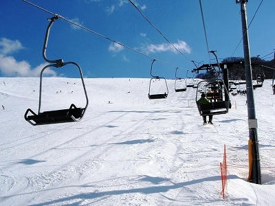 奥利根スノーパーク　上部の正面ゲレンデ