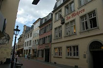 05.jpg