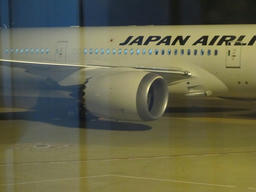 b787kix.jpg