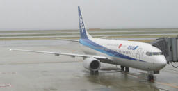 b737-400_20120416.jpg