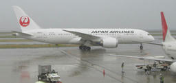 b787_20120416.jpg