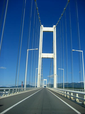 白鳥大橋