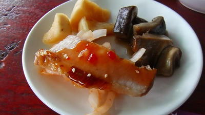 海悦楼茶坊で海を見ながらお昼ごはん