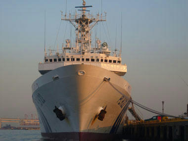 横浜港シーバス上から