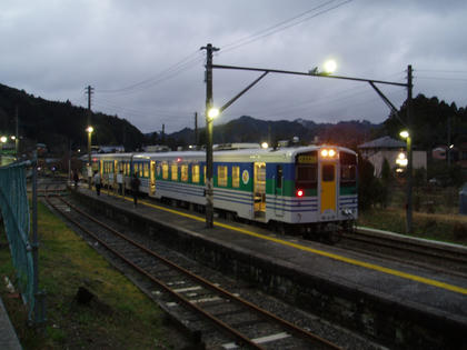 上総亀山駅風景