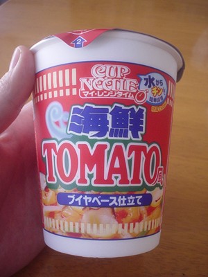 日清カップヌードル マイ・レンジタイム　海鮮TOMATO風　ブイヤベース仕立 外観