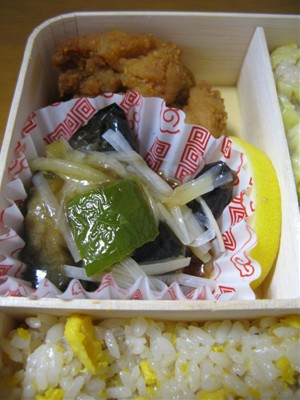 鶏のから揚げとなすのにもの