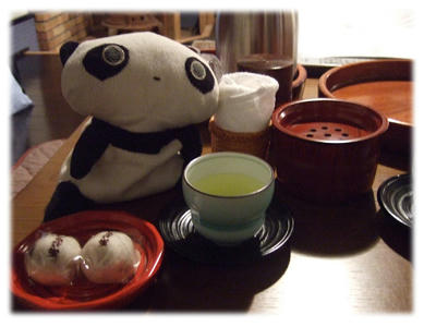 お茶をどうぞ