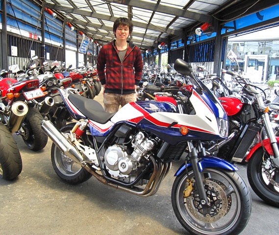 ４年ぶりに ｃｂ４００ｓｆ ｒｅｖｏ Nankyu Motors ブログ