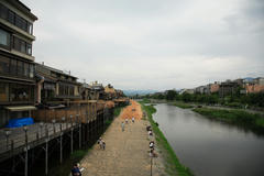 kamogawa001.JPG