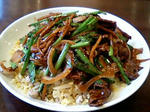 牛肉のせチャーハン