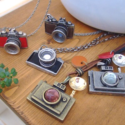 カメラペンダント