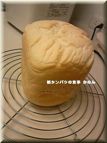 ホームベーカリーで焼いてみました