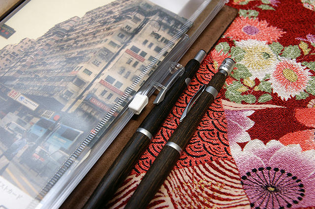 こんな感じに差し込みます