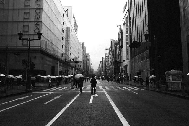 雨の銀座