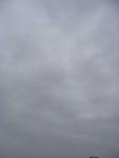 8月11日朝8時10分ごろの空02