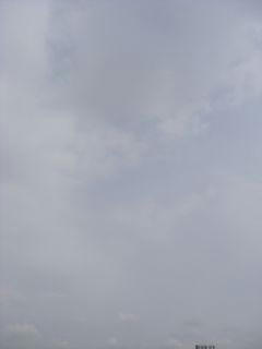 8月12日朝9時10分ごろの空02