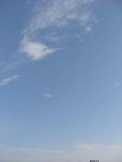 8月15日朝6時半ごろの空02