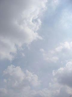 8月16日9時ごろの空01