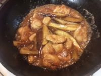 お酢のナスと鶏肉料理