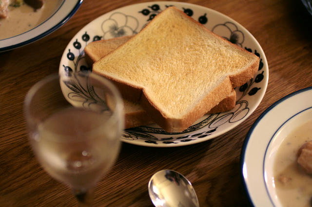 食パン