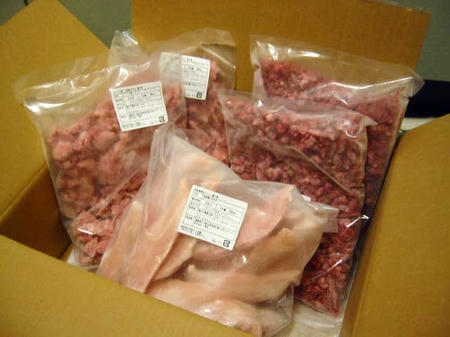 手作り犬ごはん　馬肉、ターキー、ささみ