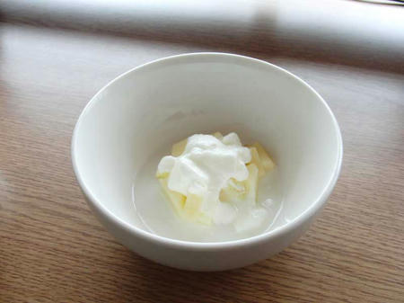 りんごヨーグルト