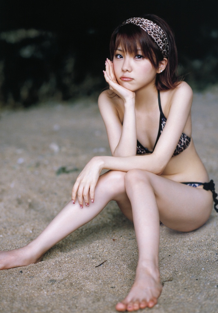 田中れいな ビキニグラビア