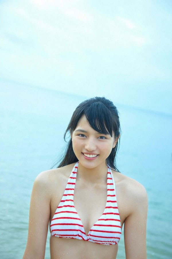 川口春奈 グラビア