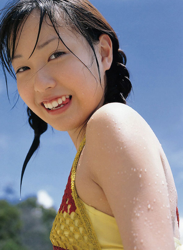 戸田恵梨香 グラビア