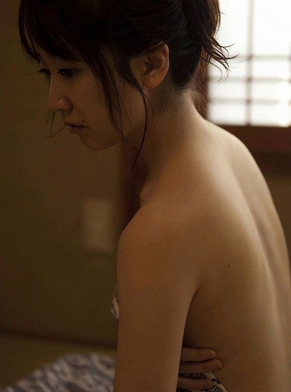 黒川智花 グラビア