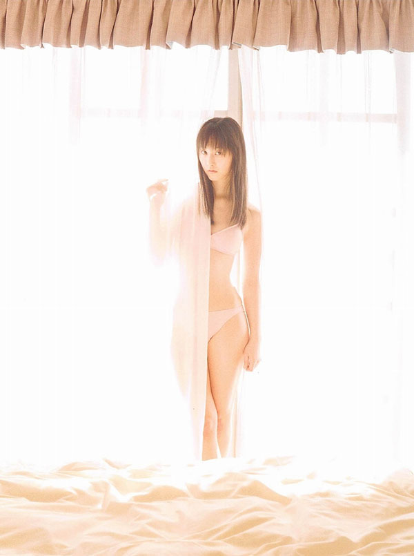松井玲奈 グラビア