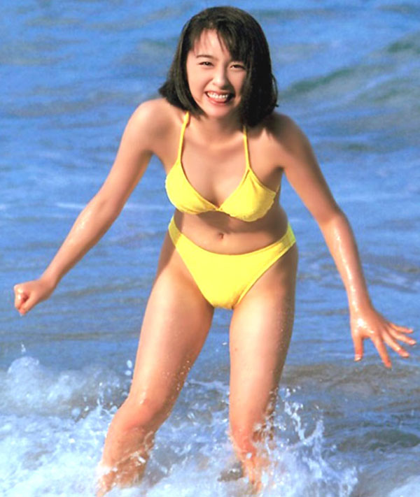 奥菜恵 グラビア