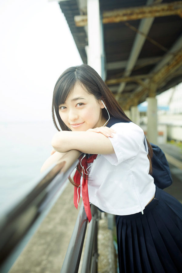 福原遥 グラビア